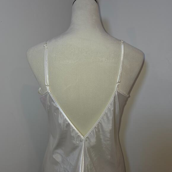 Vintage Dentelle White Nightgown Satin Size M Bridal Beaded Honeymoon Lingerie - Picture 6 of 8